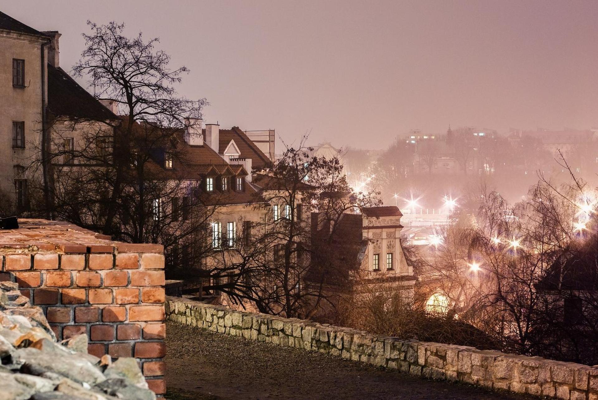 Dom Tu I Teraz Hostel Lublin Ngoại thất bức ảnh