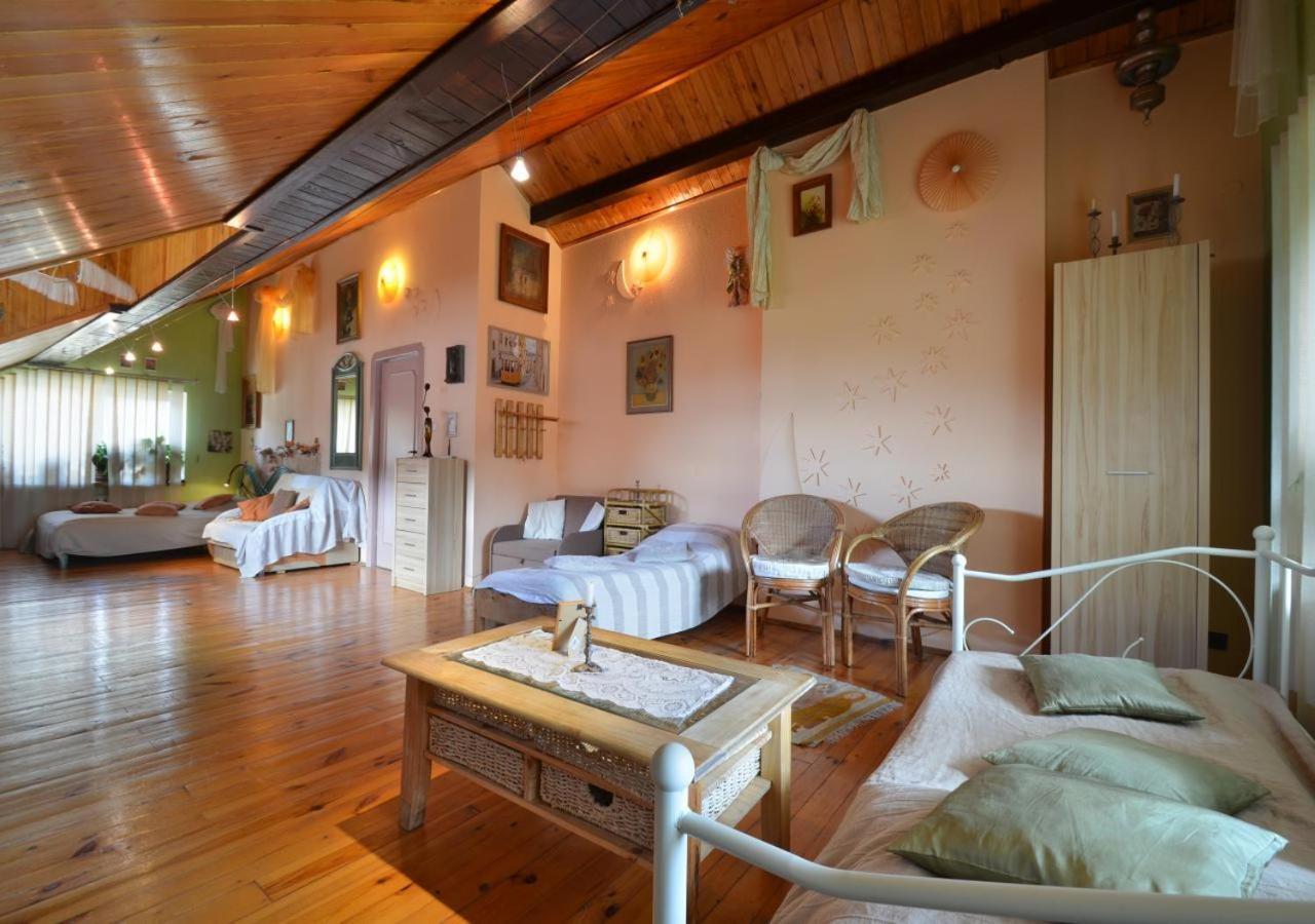 Dom Tu I Teraz Hostel Lublin Ngoại thất bức ảnh